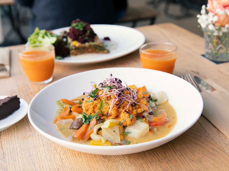 PurNatur Naturkostladen Kempten mit Bio-zertifiziertem Bistro